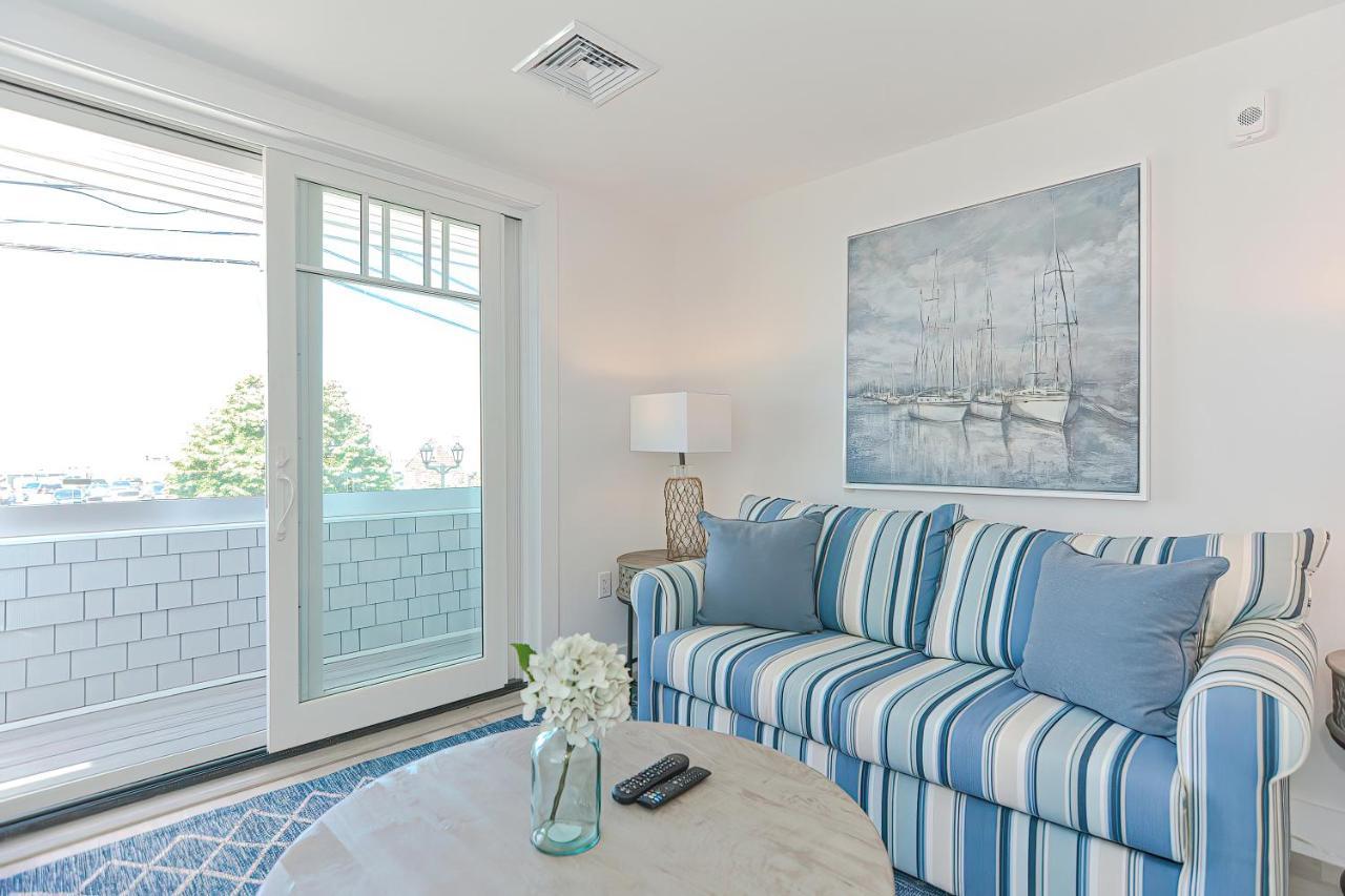 Downtown Plymouth Waterfront Luxury Condos Εξωτερικό φωτογραφία