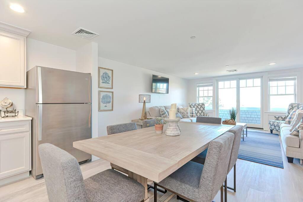 Downtown Plymouth Waterfront Luxury Condos Εξωτερικό φωτογραφία